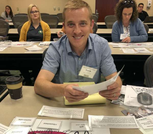 Sharing resources at OAAE!